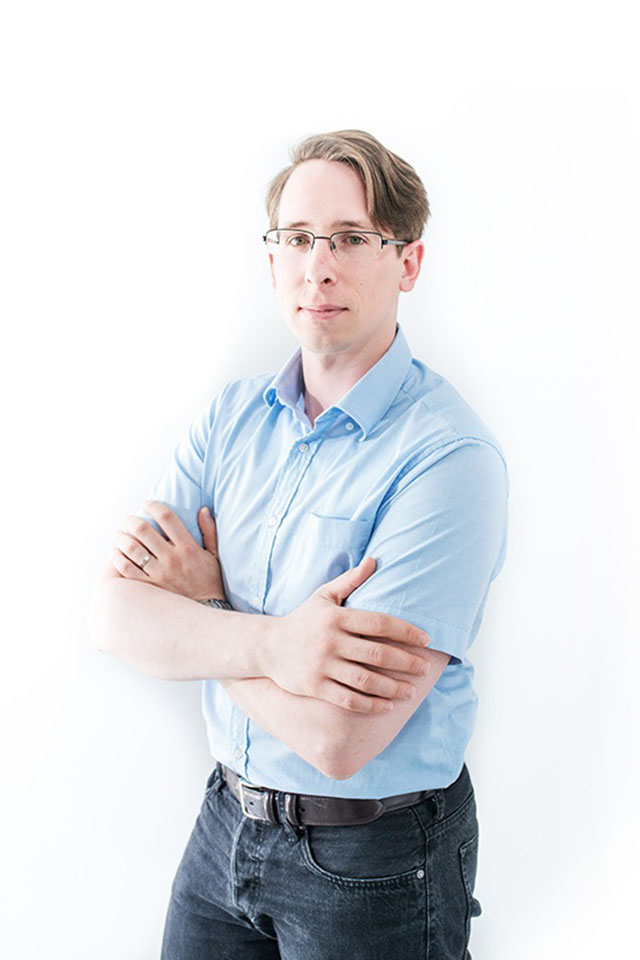 dr. Denis Pavliha : univ.dipl.inž.el.